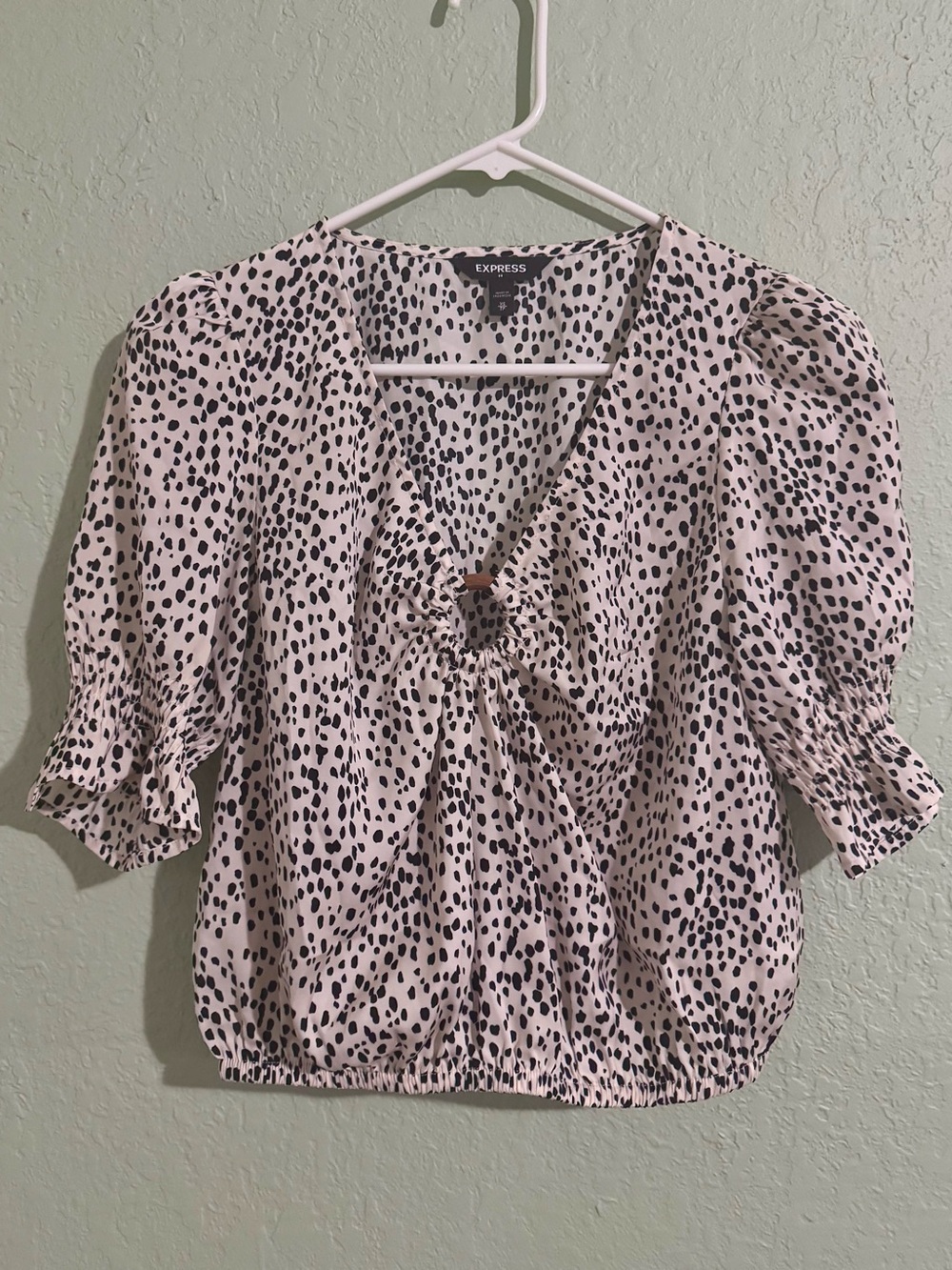 Express Cream and Black Spot Print Puff Sleeve Blouse